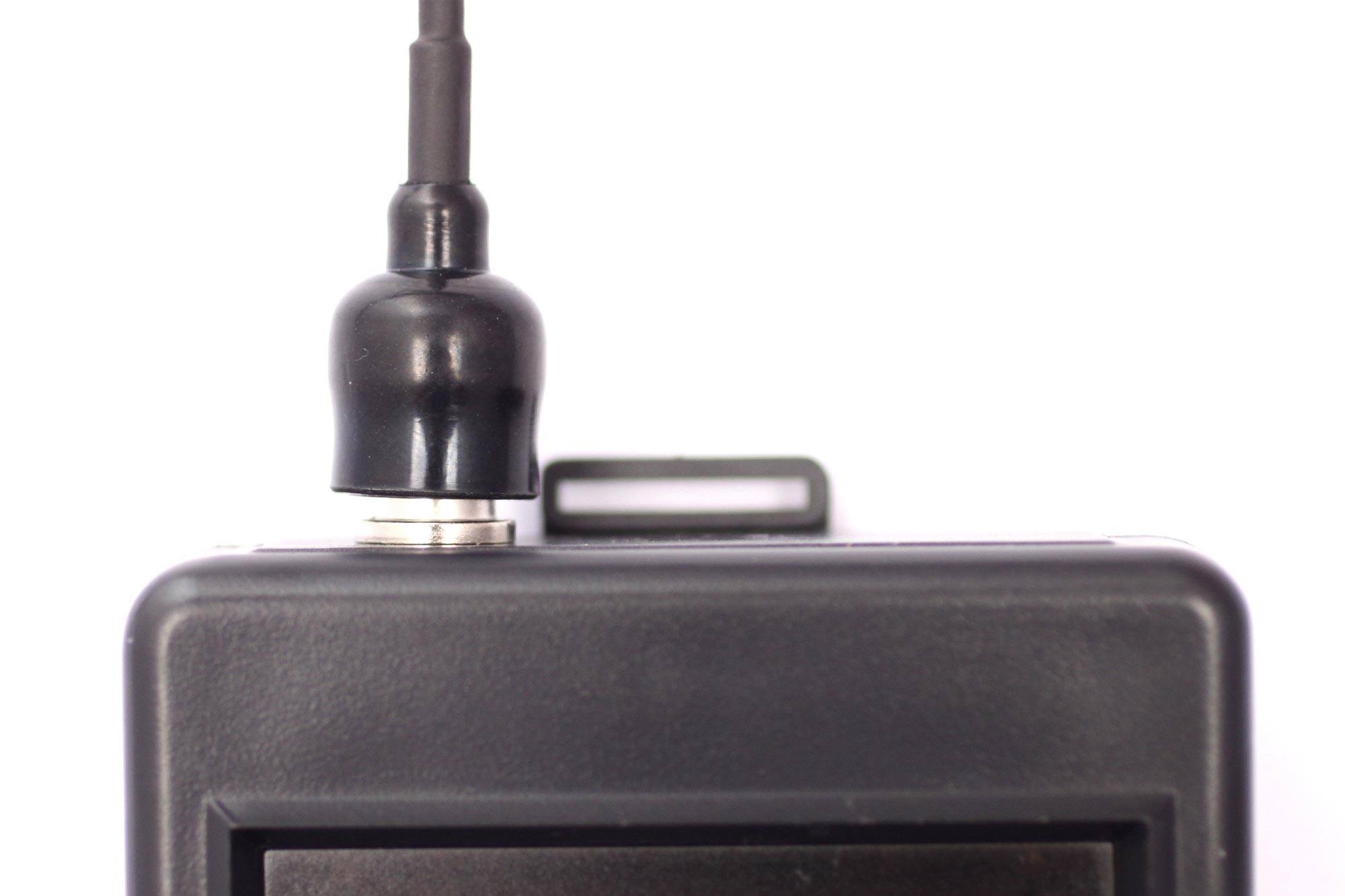 Koble elektroden til pH-kontrolleren