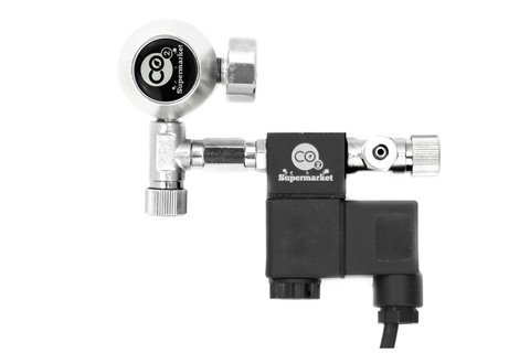 Bilde av 24mm forlengelse som brukes til å koble en CO2-regulator til en magnetventil